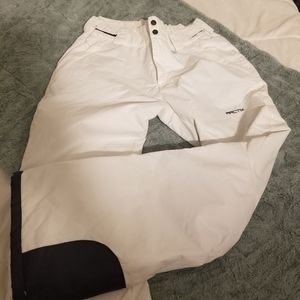 White Arctix insulated snow pants womens
